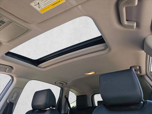 Used 2022 Honda CR-V Touring image 17