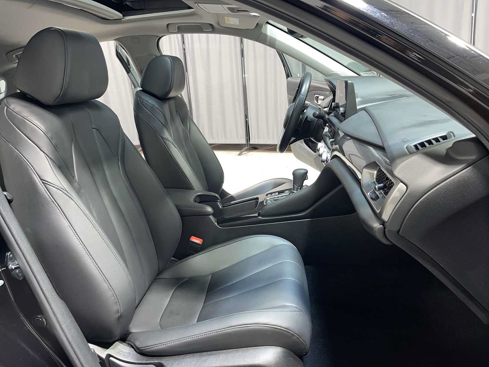 Certified 2024 Acura Integra FWD image 14