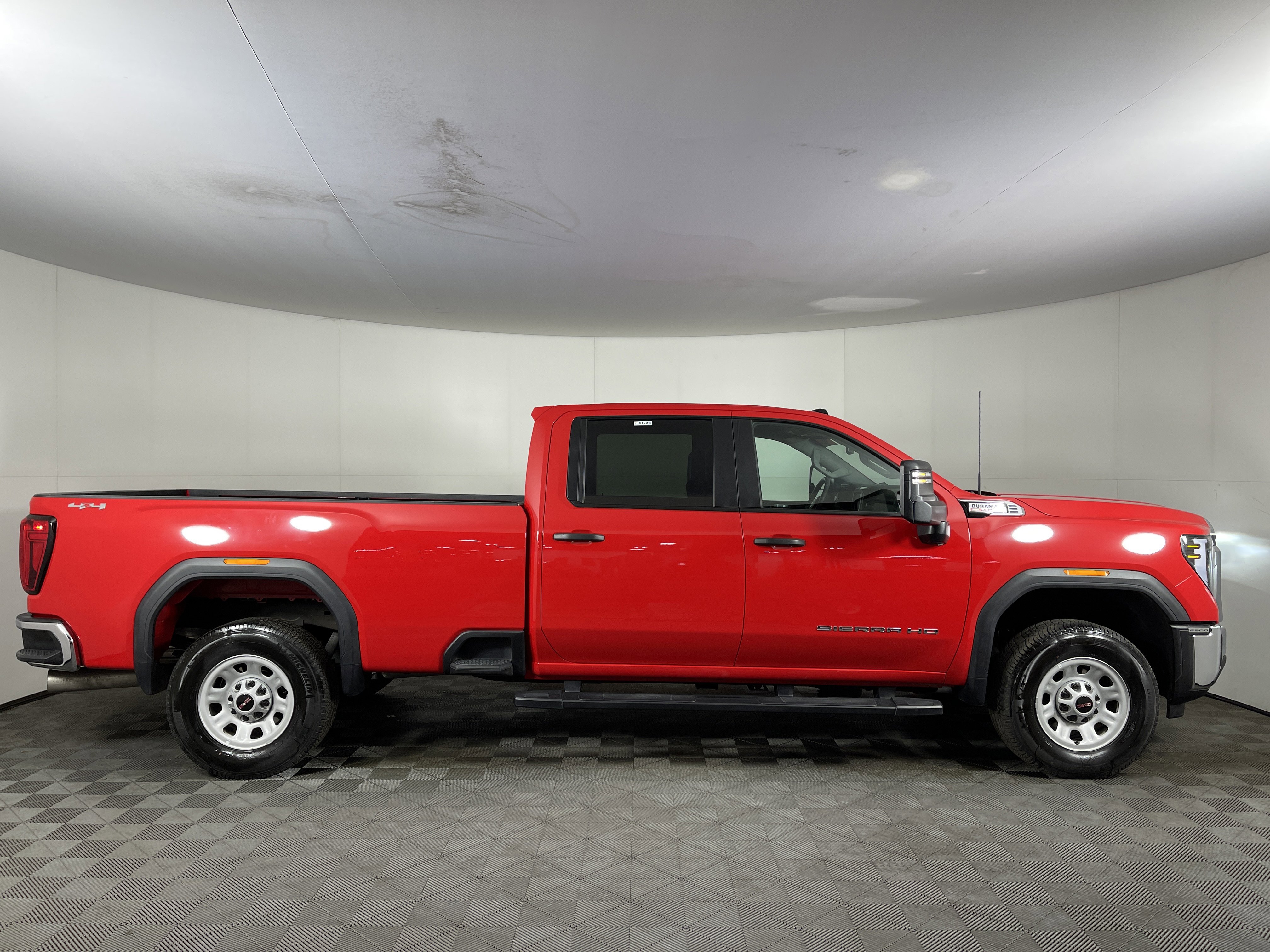Used 2024 GMC Sierra 2500 Pro image 5