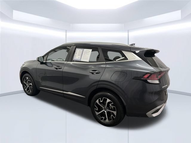 Certified 2025 Kia Sportage EX AWD/4WD image 4