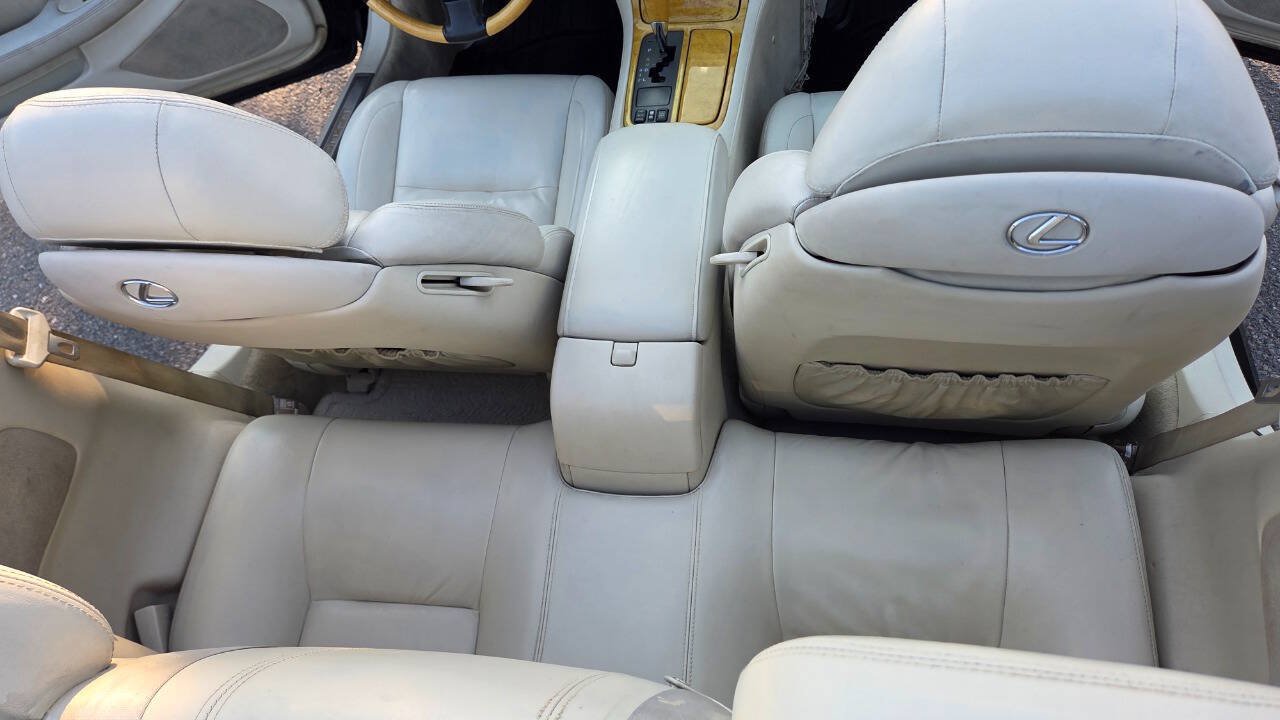 Used 2003 Lexus SC 430 Convertible RWD image 38