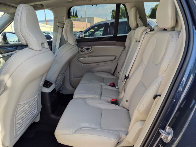 New 2026 Volvo XC90 T8 Ultra w/ Protection Package AWD/4WD image 12
