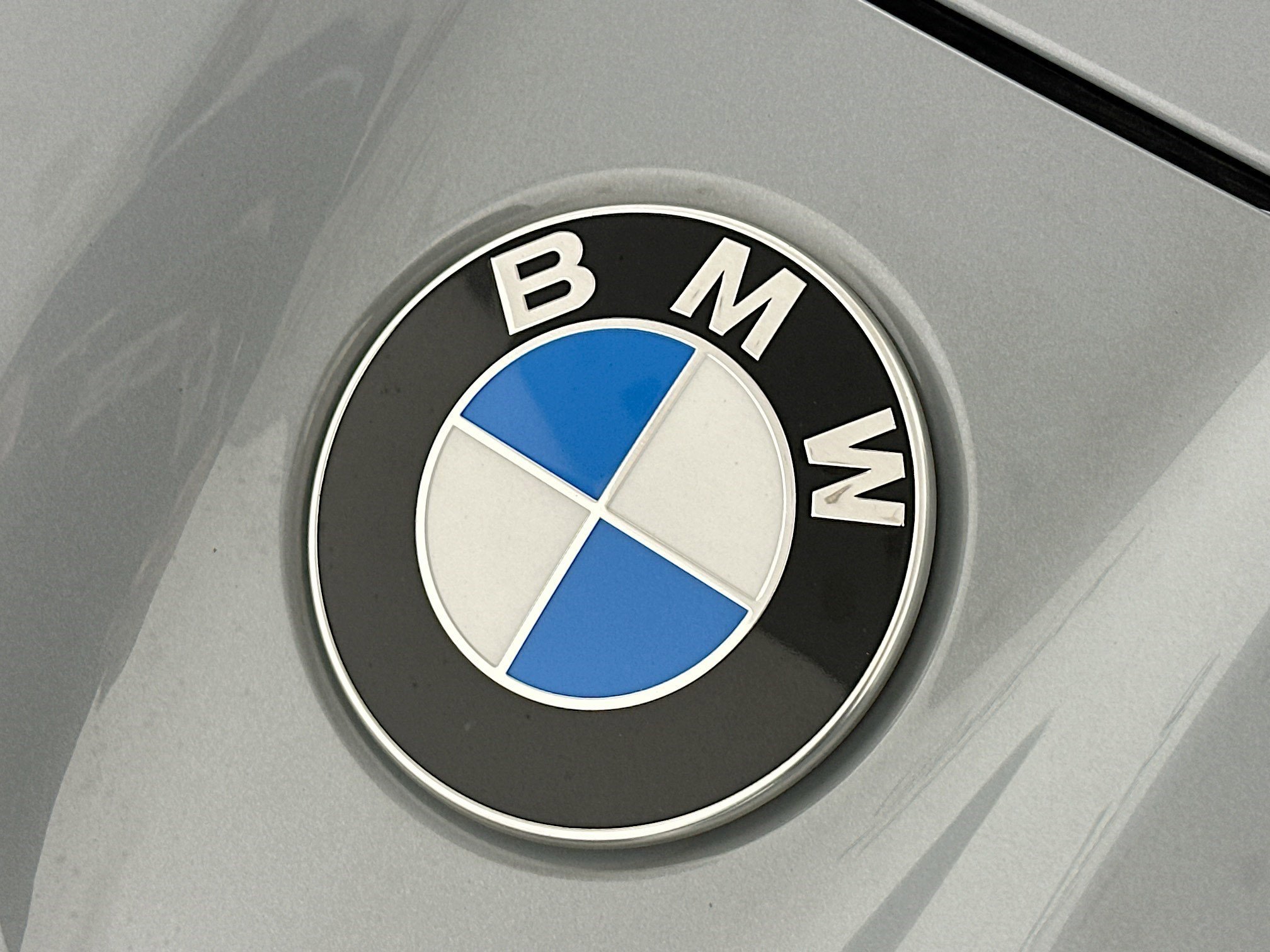 Used 2025 BMW M4 Competition w/ M Carbon Exterior Package image 33