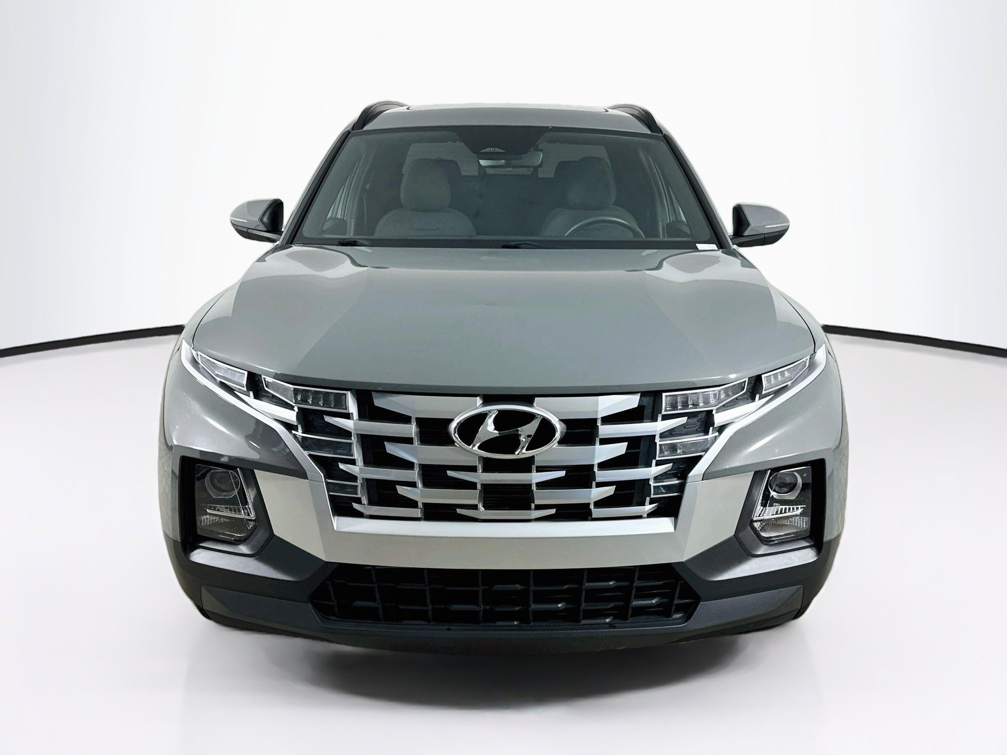 Used 2022 Hyundai Santa Cruz SEL w/ Activity Package FWD image 2