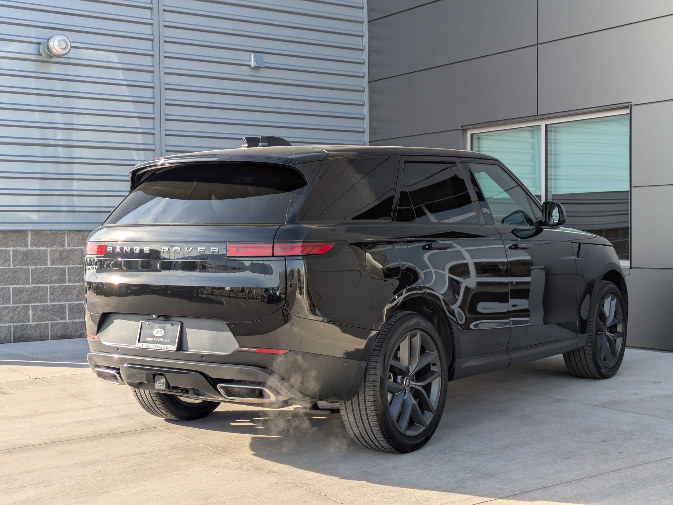 Used 2024 Land Rover Range Rover Sport SE image 7