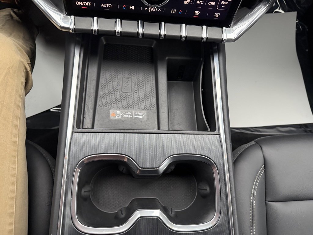 Certified 2024 GMC Acadia Elevation image 29