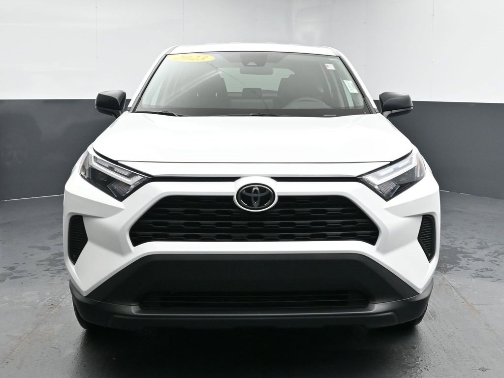 Used 2023 Toyota RAV4 LE image 3