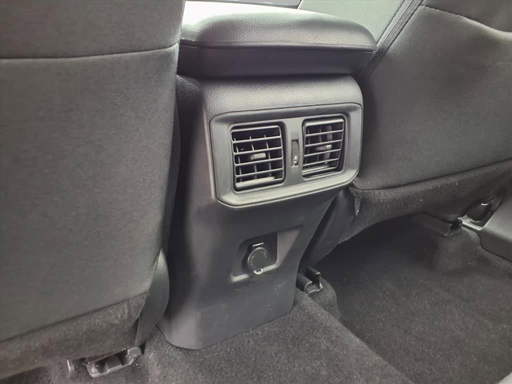 Used 2025 Toyota RAV4 LE image 23