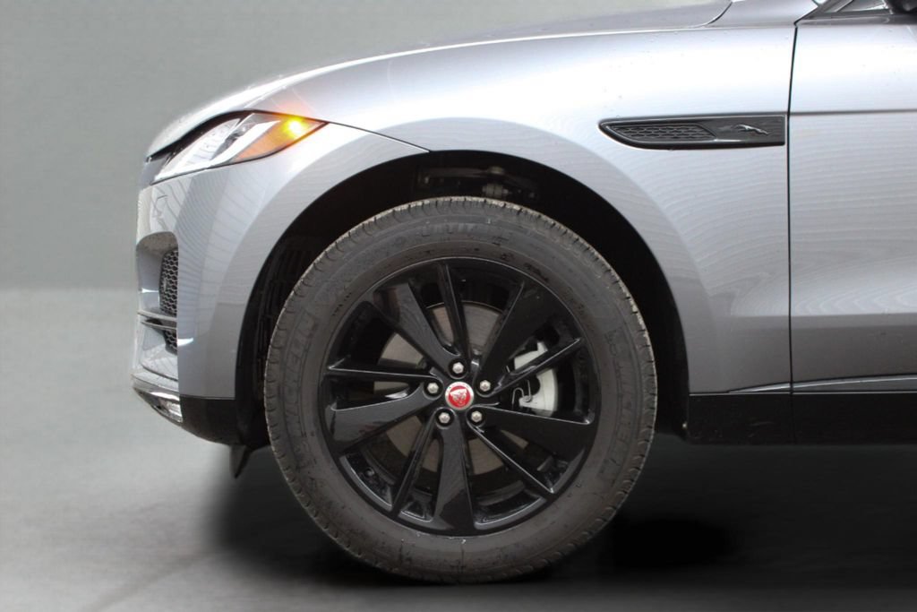 Used 2022 Jaguar F-PACE S AWD/4WD image 6