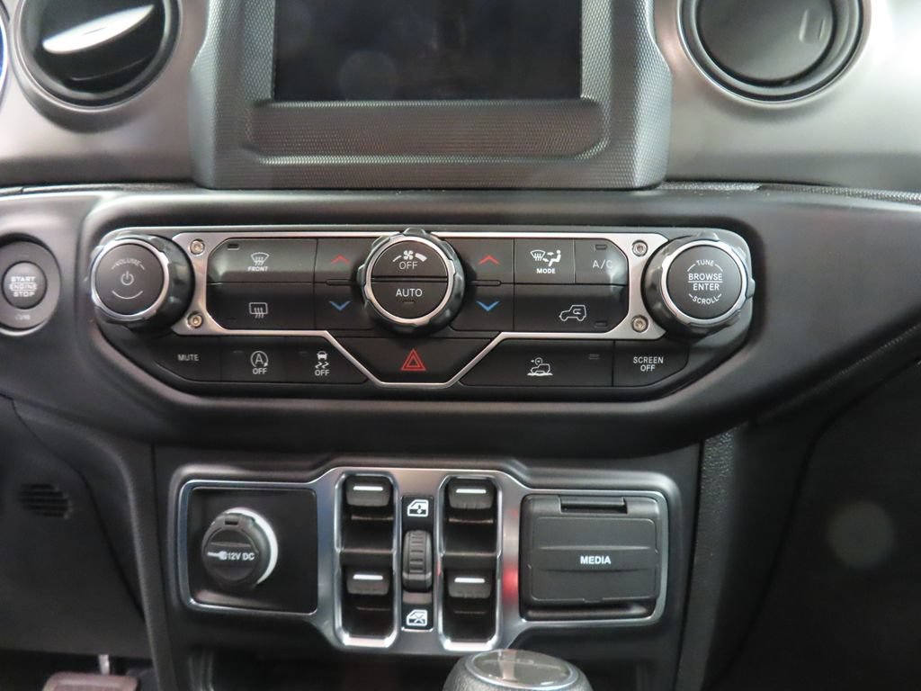 Used 2022 Jeep Gladiator Sport AWD/4WD image 42