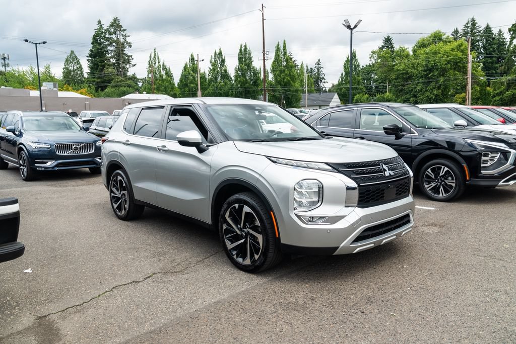 Used 2022 Mitsubishi Outlander SE FWD image 25