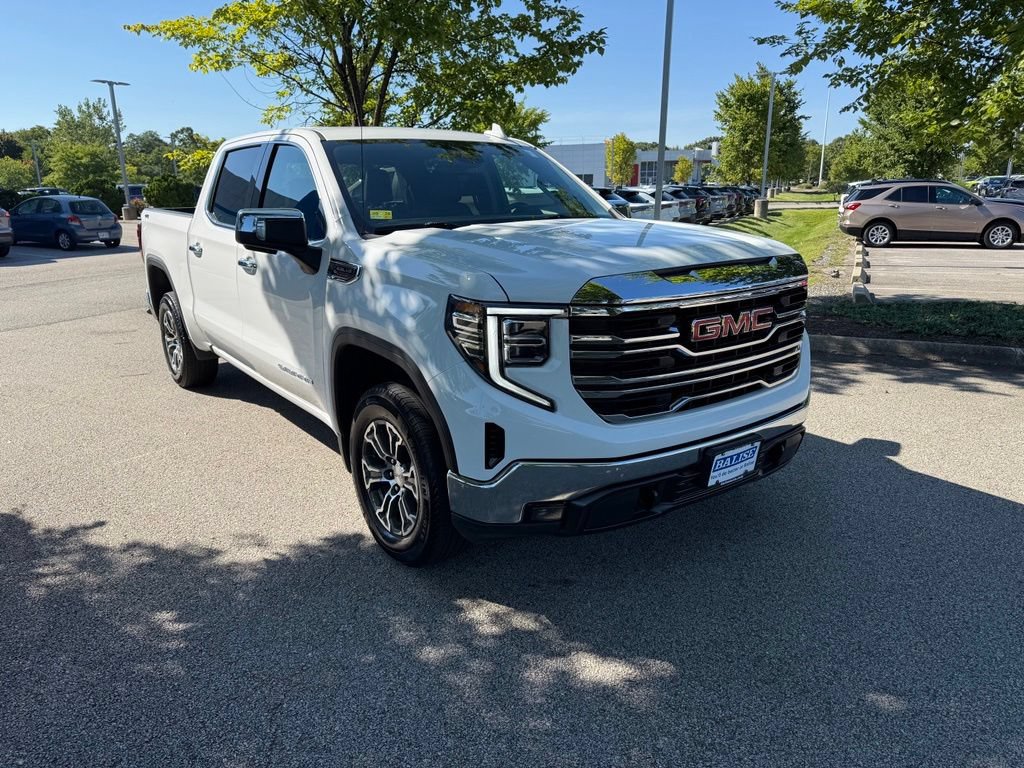 Used 2026 GMC Sierra 1500 SLT AWD/4WD image 7