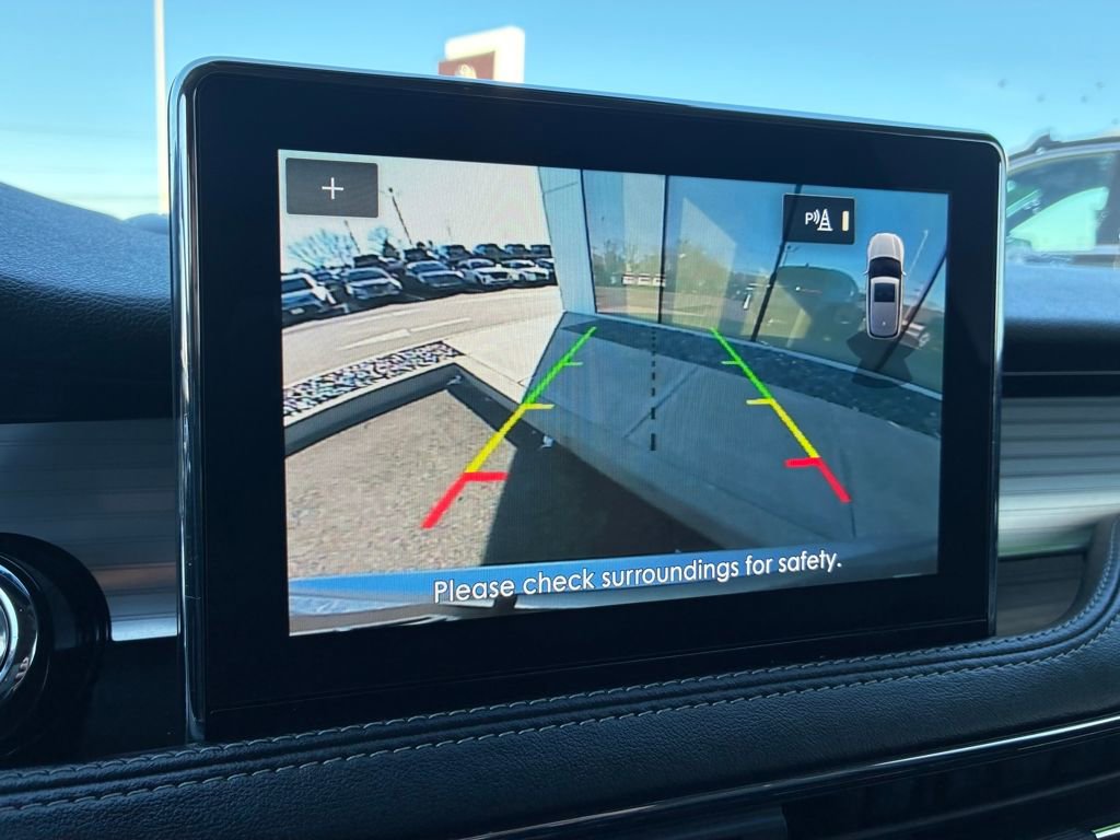 Certified 2022 Lincoln Corsair AWD w/ Equipment Group 101A image 18