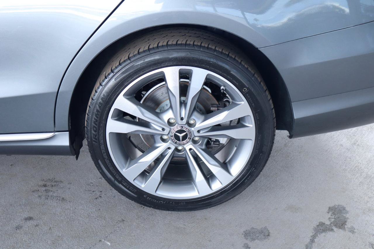 Used 2017 Mercedes-Benz C 300 4MATIC Sedan w/ Premium 1 Package image 11