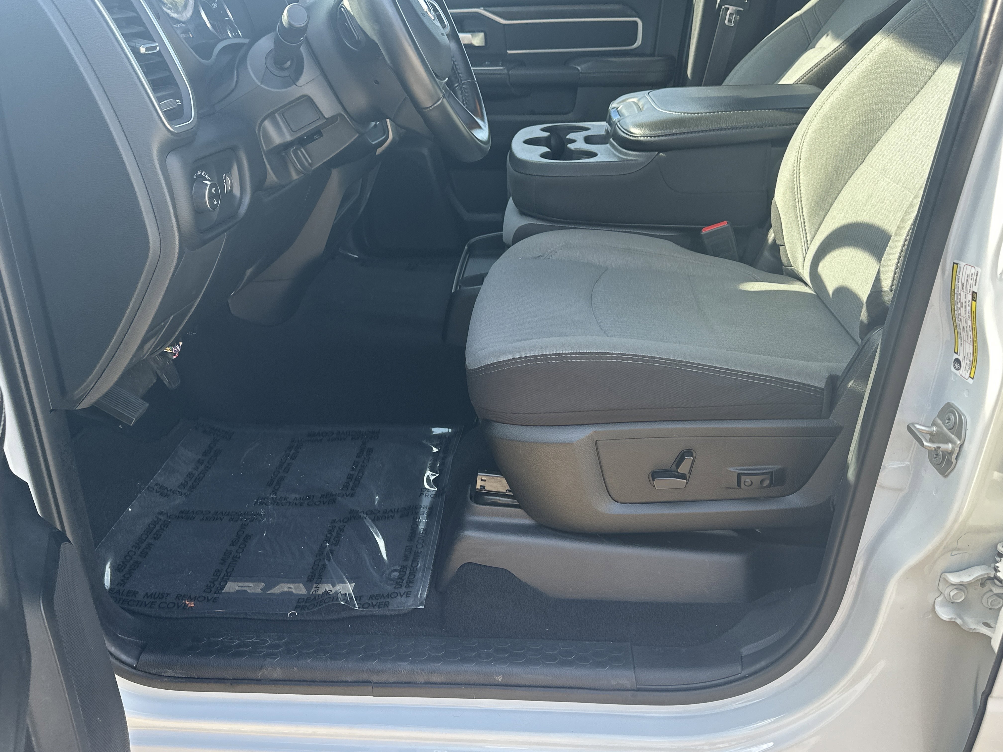 Used 2024 RAM 2500 Big Horn image 9