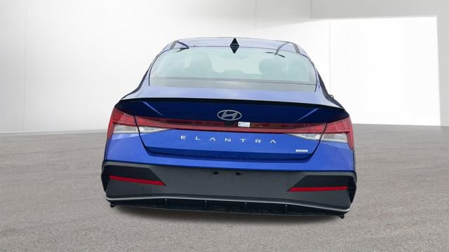 New 2026 Hyundai Elantra Sport image 8