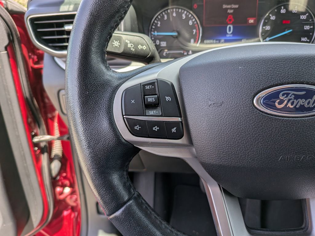 Used 2021 Ford Explorer XLT w/ Equipment Group 202A image 28