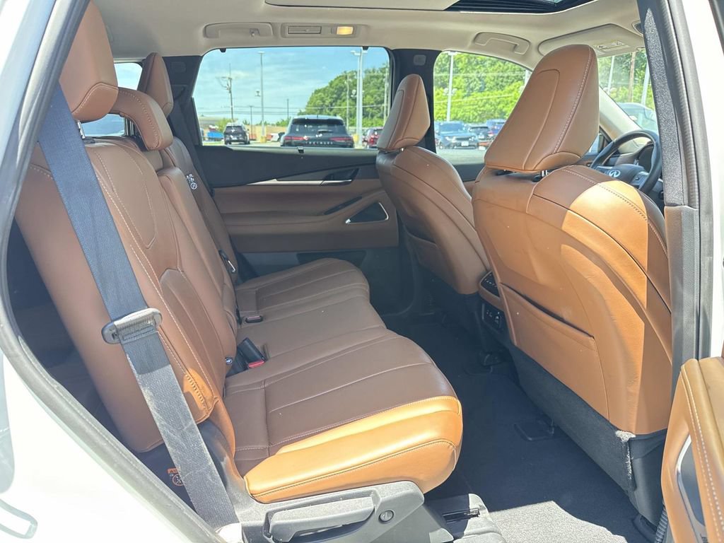 Used 2023 INFINITI QX60 Sensory w/ Vision Package AWD/4WD image 21