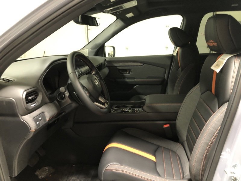 New 2026 Honda Passport TrailSport image 18