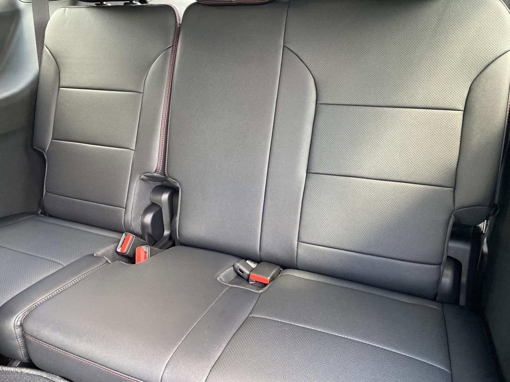 New 2026 Chevrolet Traverse RS image 13