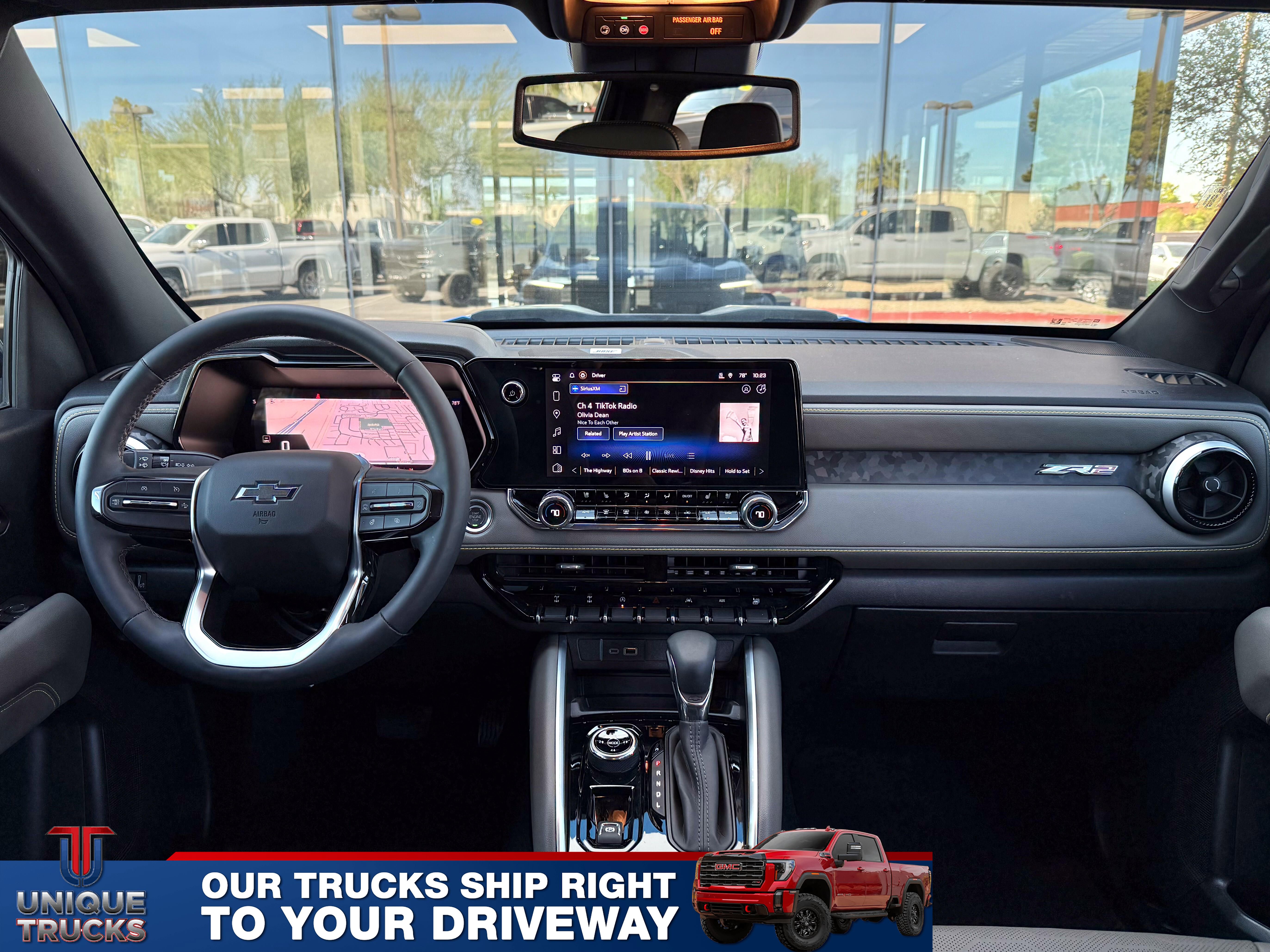 Used 2025 Chevrolet Colorado ZR2 w/ Technology Package image 32