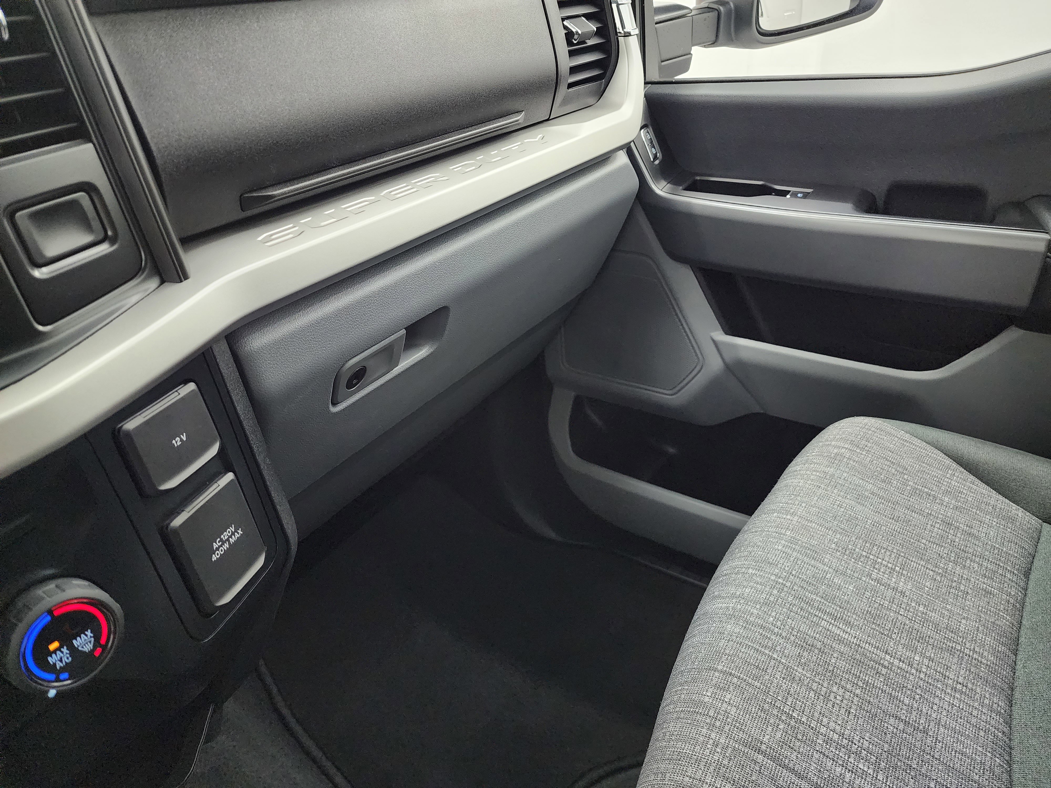 Used 2024 Ford F250 XLT image 12