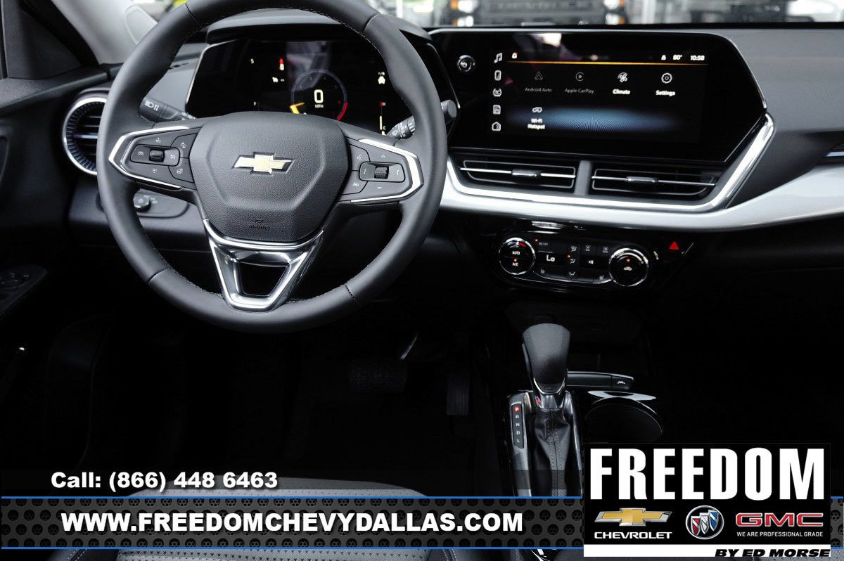 New 2026 Chevrolet Trax LT w/ LT Convenience Package FWD image 16