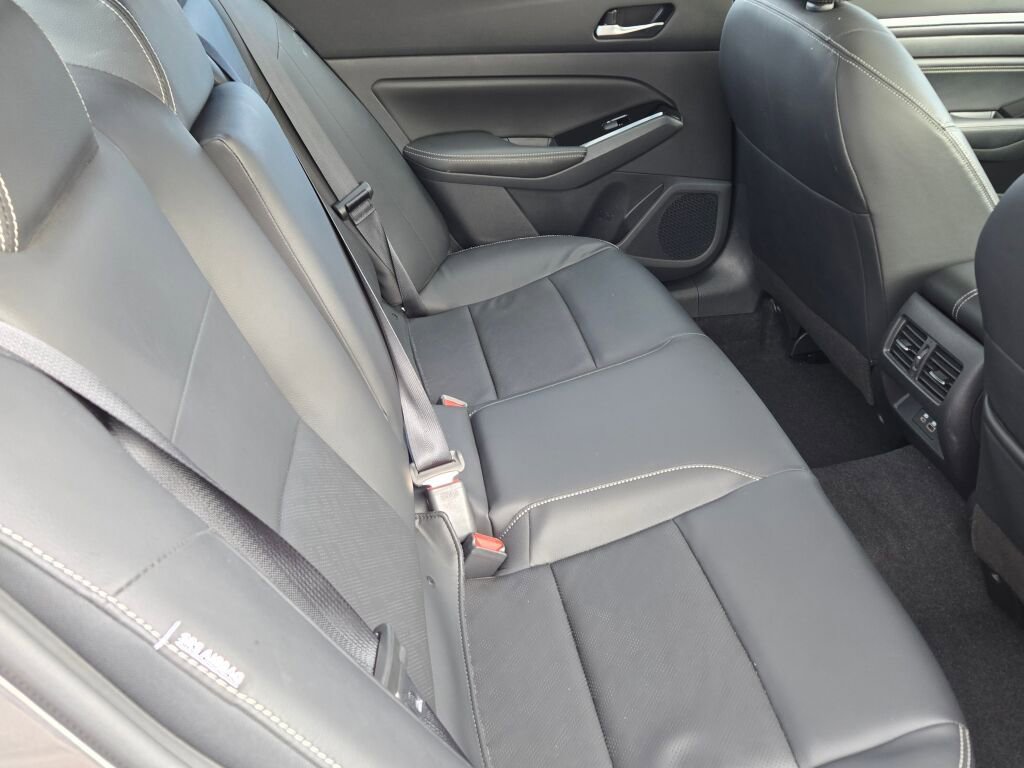 Used 2023 Nissan Altima 2.5 SL image 10