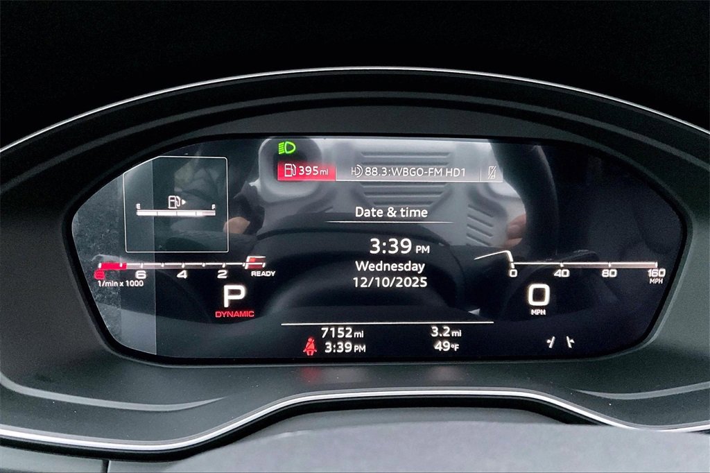 Used 2025 Audi Q5 2.0T Premium w/ Convenience Plus Package image 13