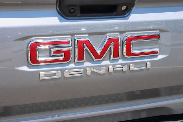 New 2026 GMC Canyon Denali AWD/4WD image 9