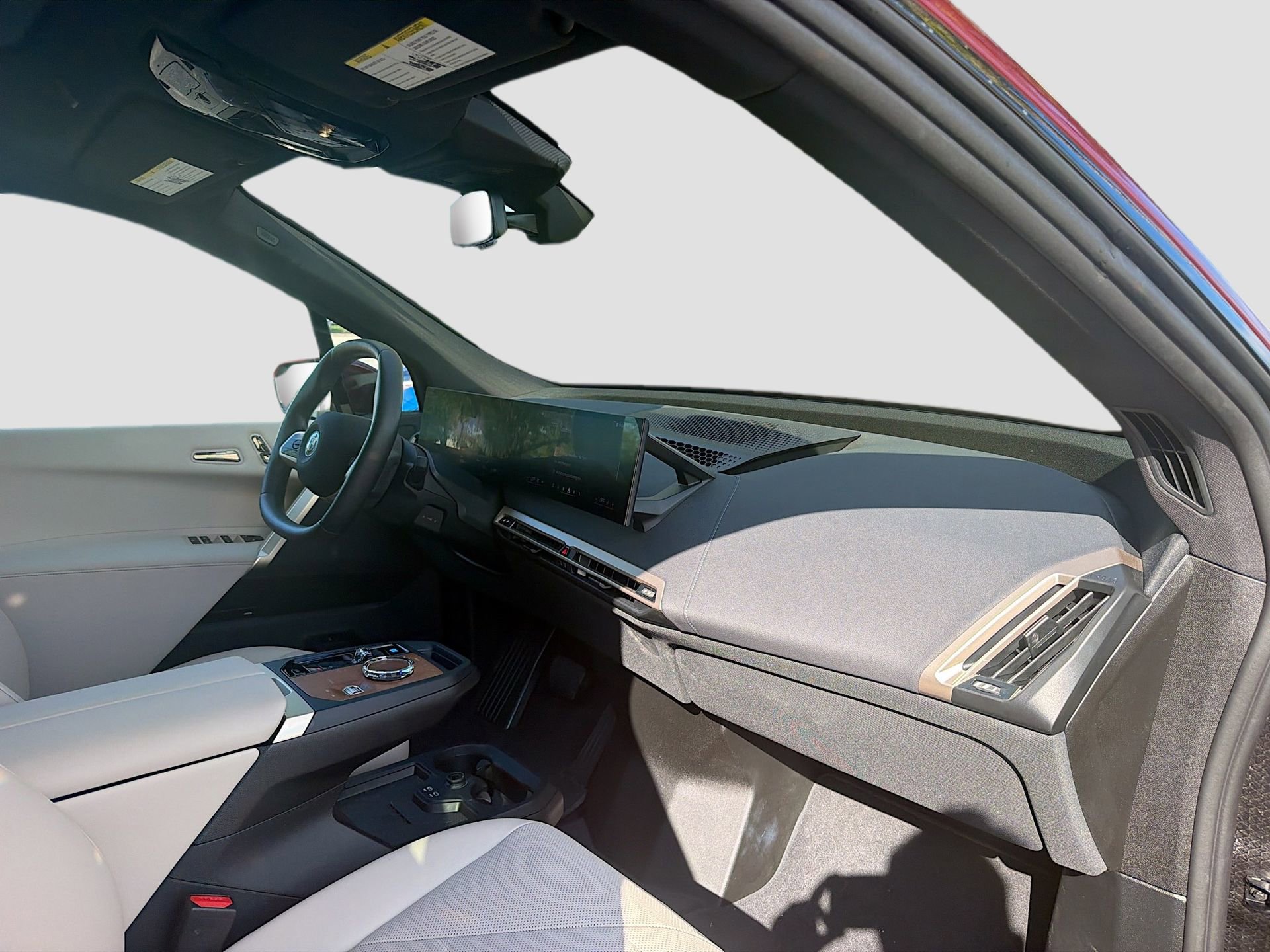 Certified 2025 BMW iX xDrive50 w/ Premium Package image 16