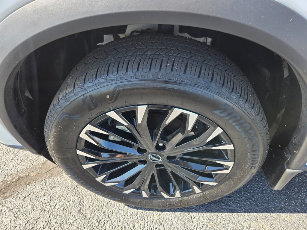 Certified 2026 Nissan Rogue Dark Armor AWD/4WD image 25