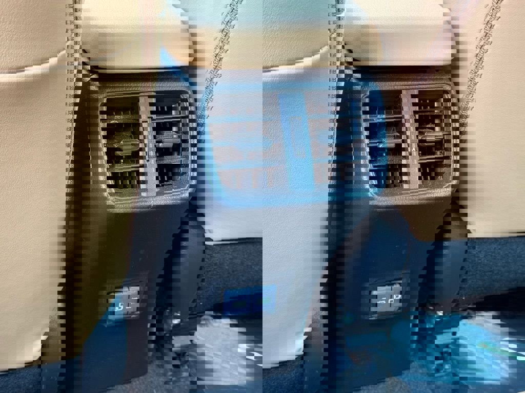 Used 2023 Lexus UX 250h FWD w/ Premium Package image 37