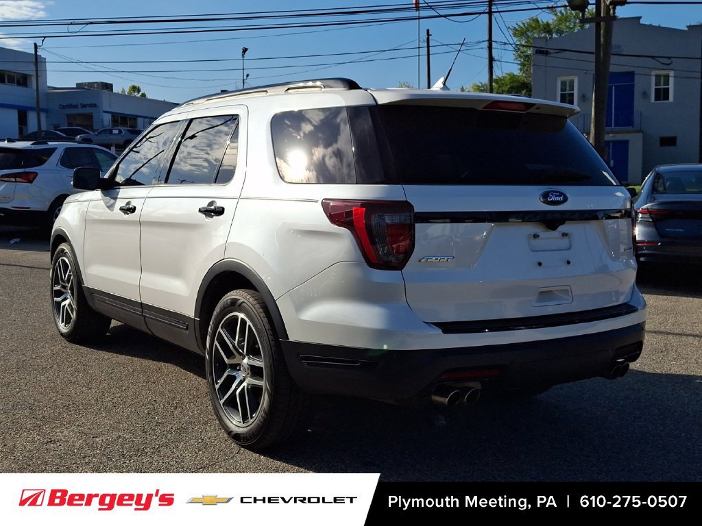 Used 2018 Ford Explorer Sport w/ Equipment Group 401A AWD/4WD image 5
