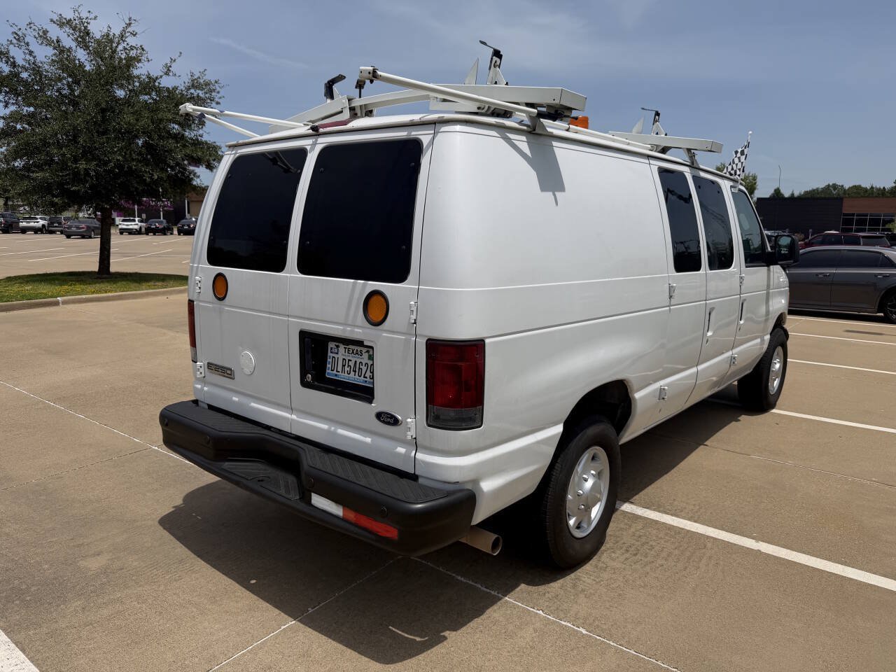 Used 2007 Ford E-250 and Econoline 250 RWD image 8