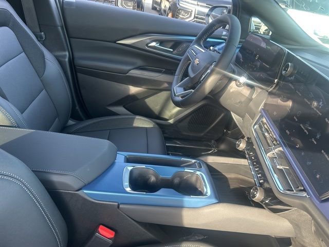 New 2026 Chevrolet Equinox EV LT w/ LPO, All-Weather Mat Package FWD image 17