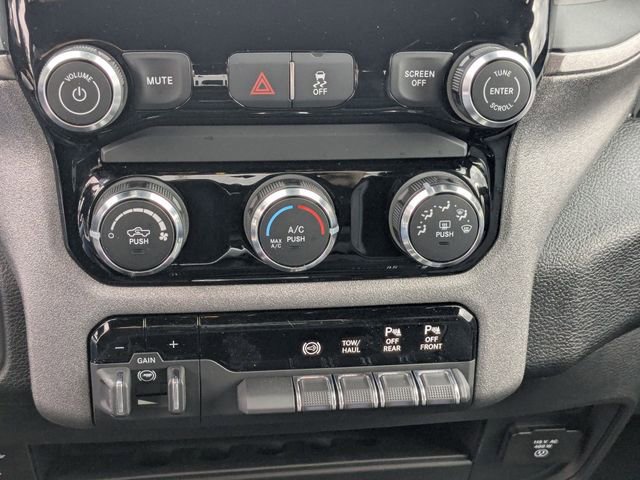 New 2026 RAM 2500 Tradesman w/ Chrome Appearance Group image 18