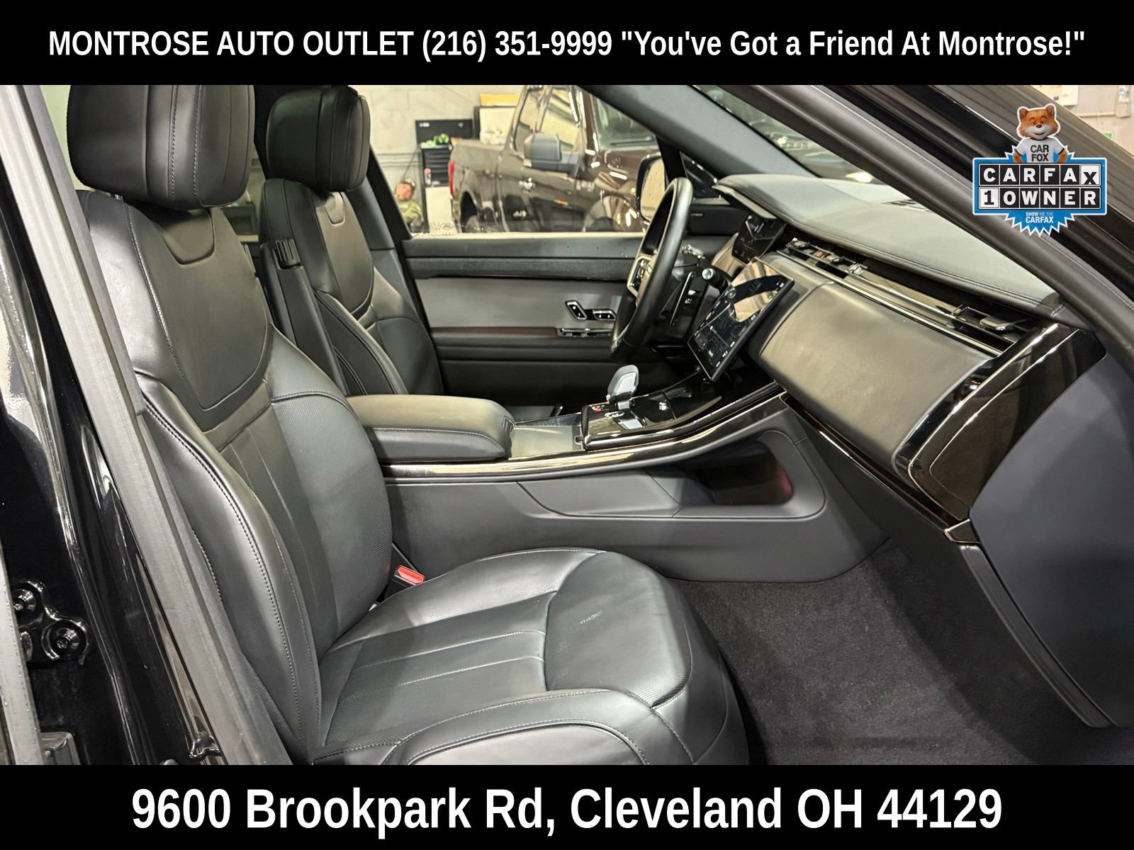 Used 2024 Land Rover Range Rover Sport SE image 19