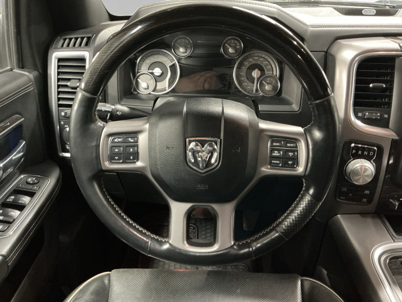 Used 2018 RAM 1500 Limited AWD/4WD image 12