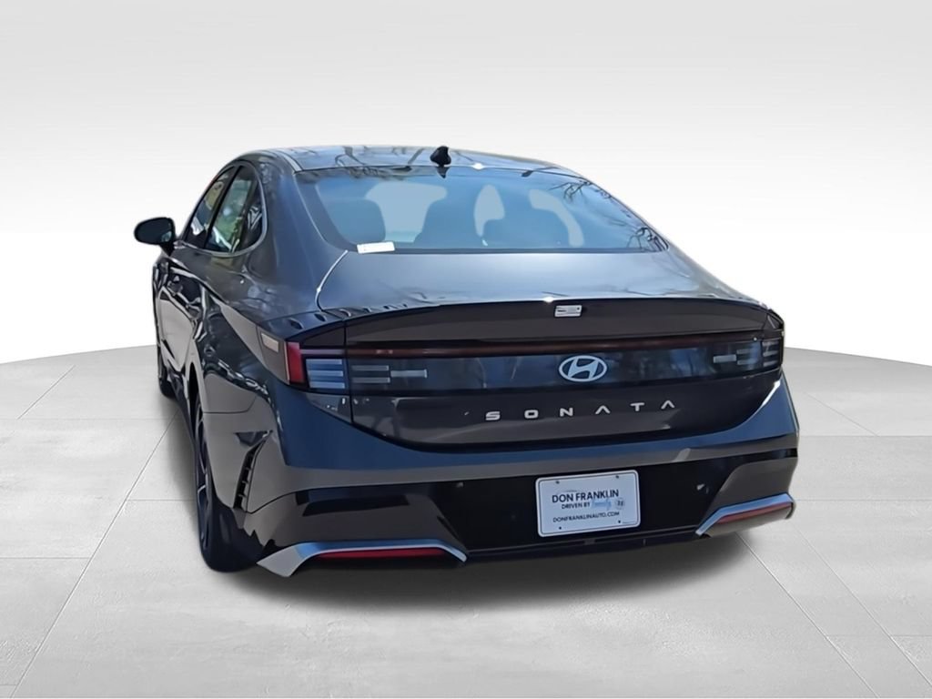 New 2026 Hyundai Sonata SEL FWD image 7