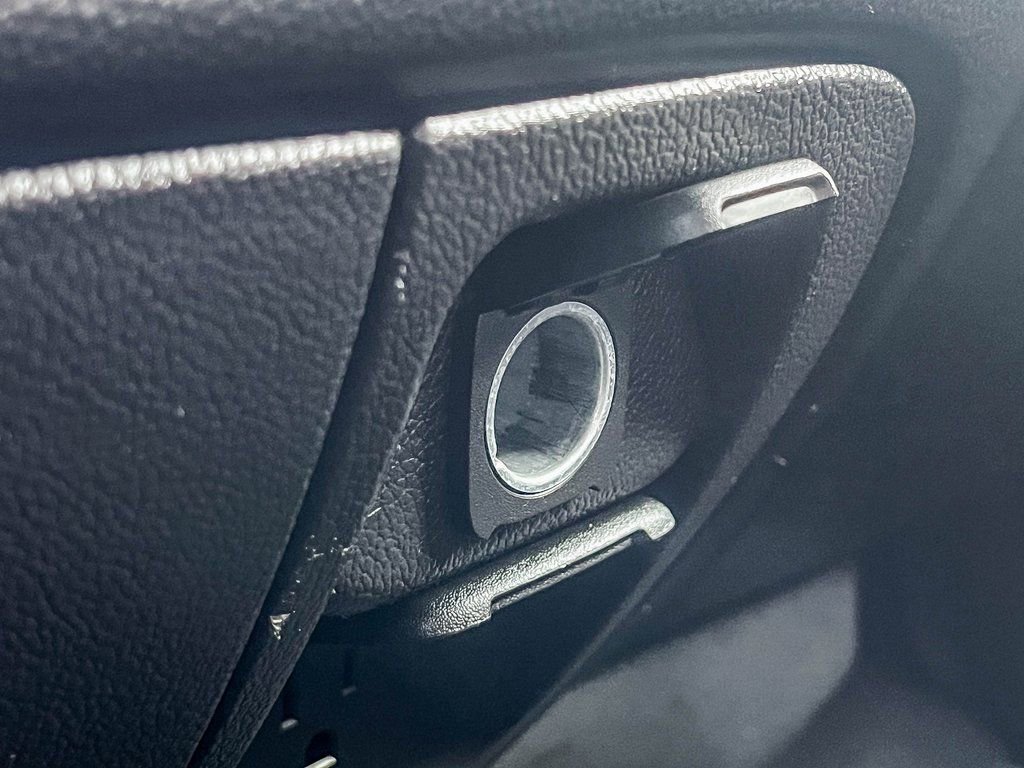 Used 2018 Chevrolet Silverado 1500 LT w/ All Star Edition image 42