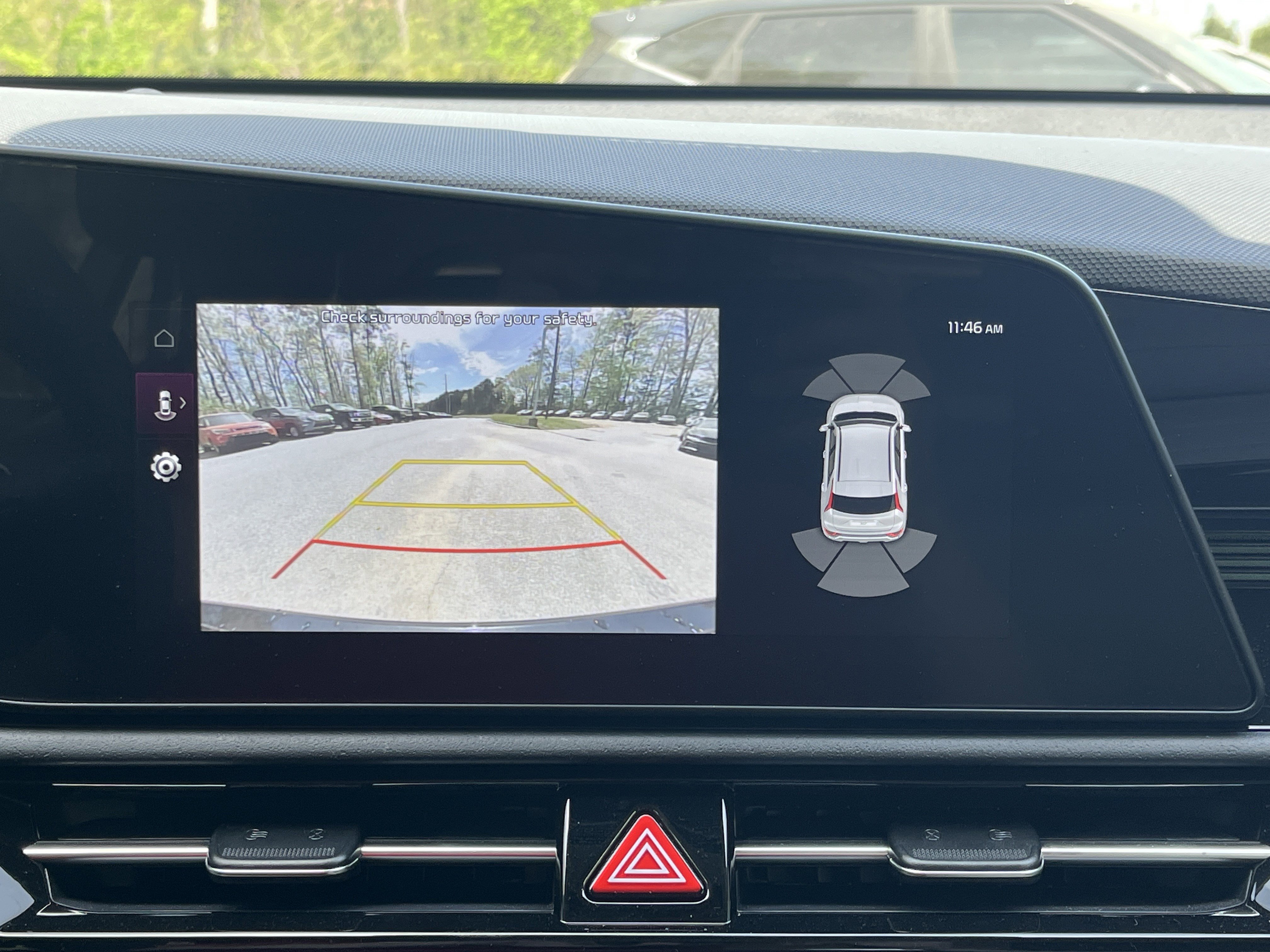 Used 2025 Kia Niro SX FWD image 8