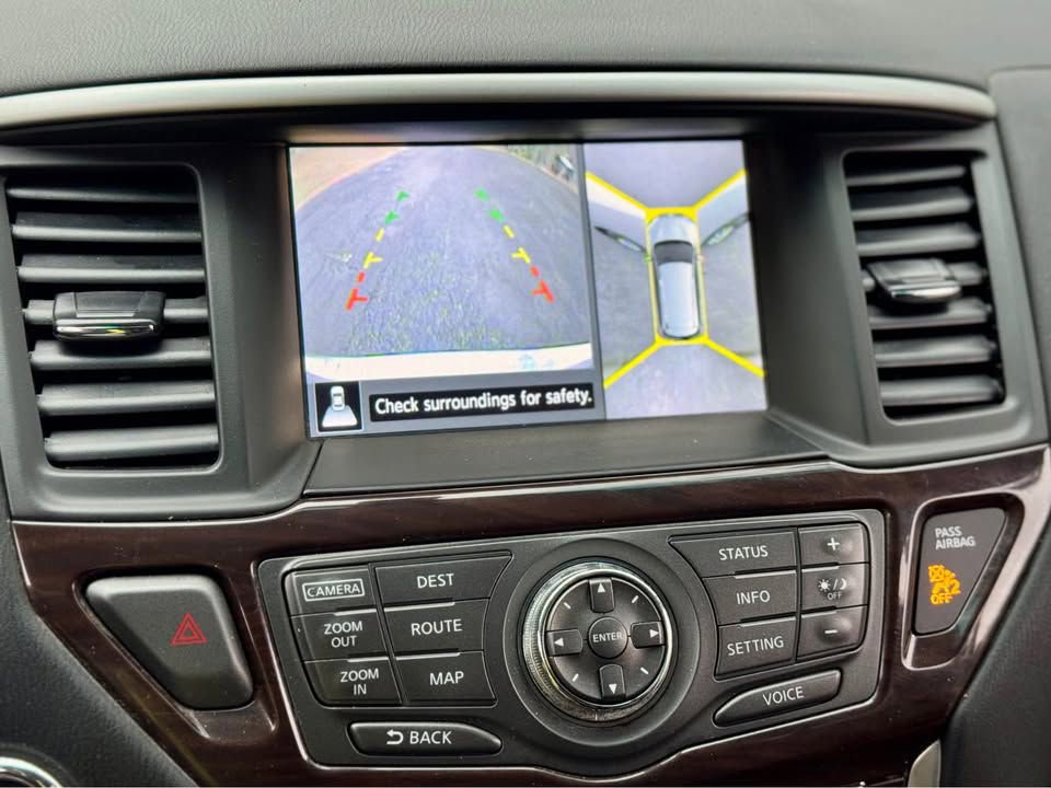 Used 2016 Nissan Pathfinder SL w/ SL Tech Package image 15