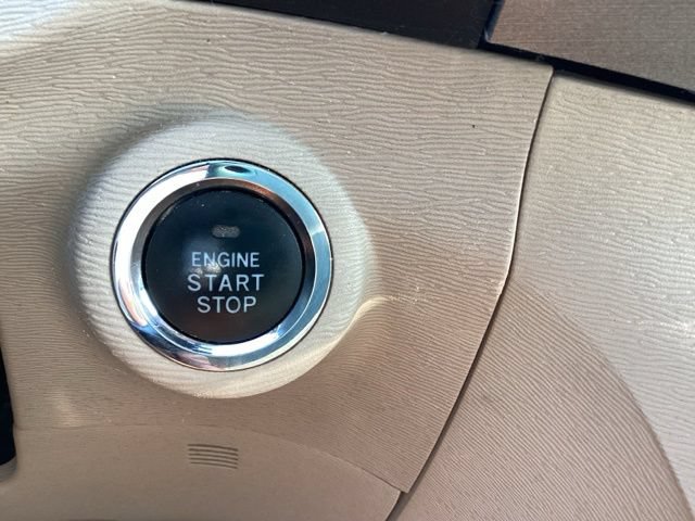 Used 2013 Toyota Venza XLE AWD/4WD image 30