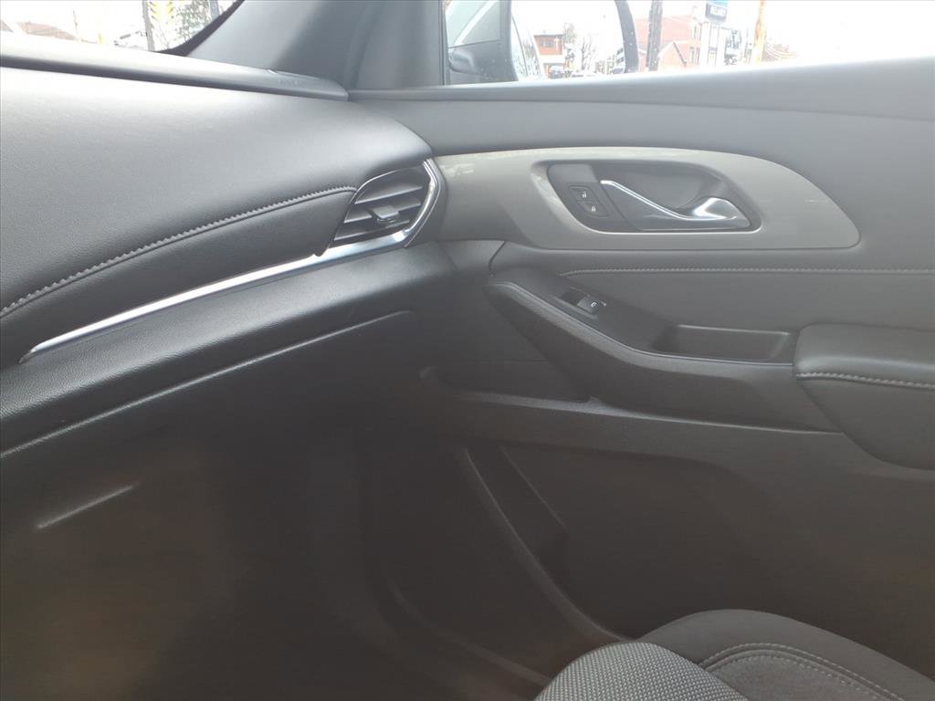 Certified 2023 Chevrolet Traverse LT image 30