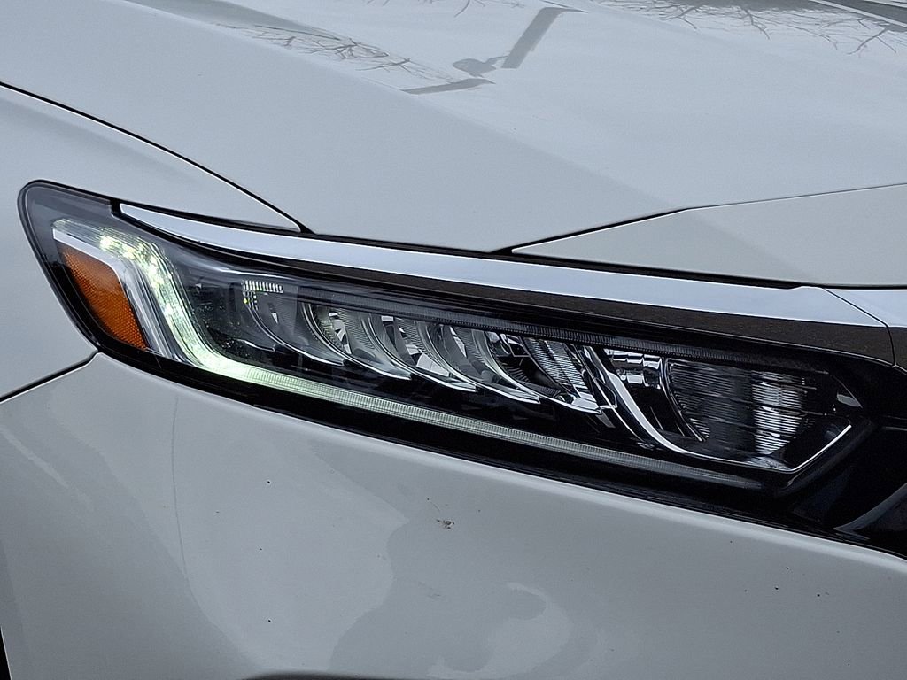 Used 2019 Honda Accord LX image 9