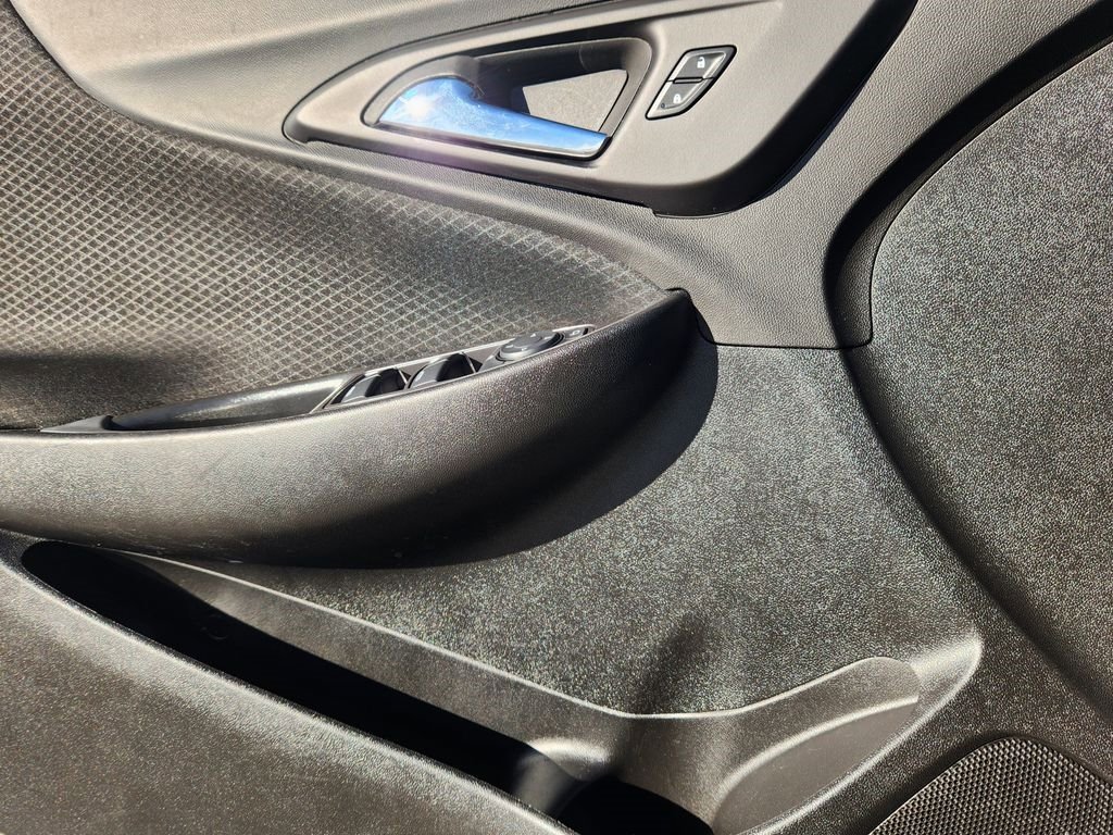 Used 2024 Chevrolet Malibu LT image 17