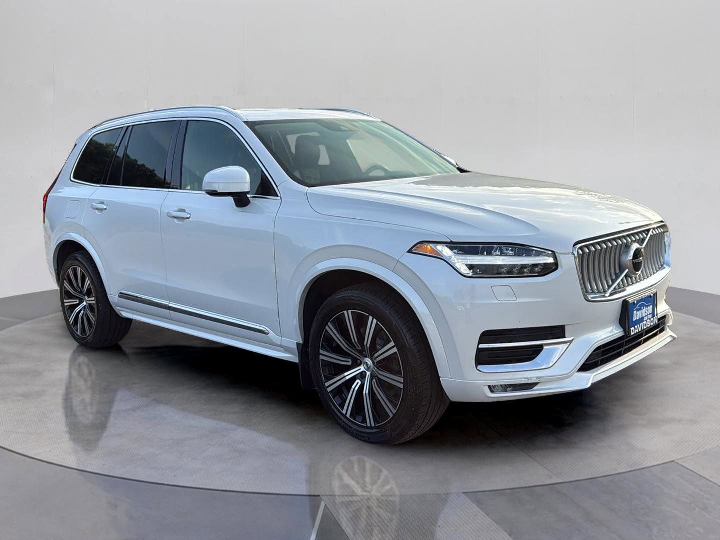 Used 2022 Volvo XC90 T6 Inscription w/ Climate Package image 9