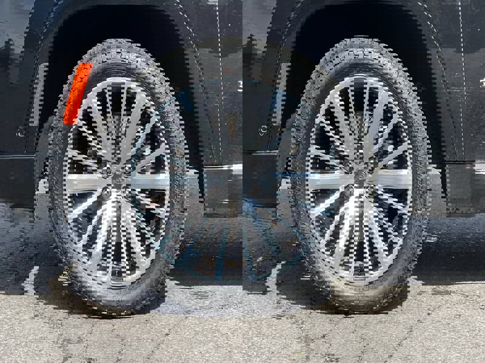 Used 2022 Jeep Grand Wagoneer Series III w/ Rear-Seat Entertainment Group image 29