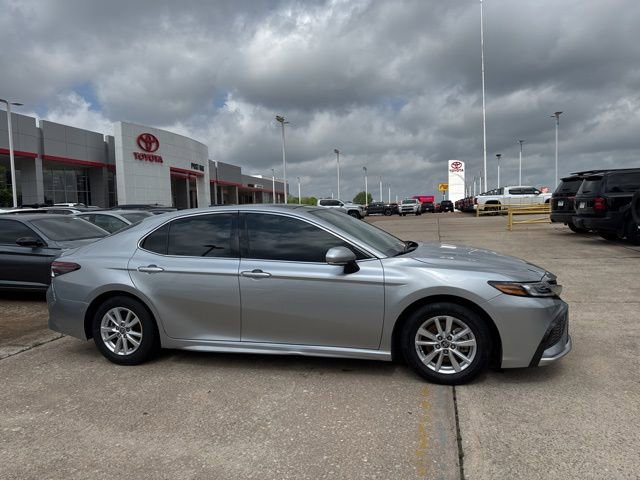 Used 2024 Toyota Camry XSE w/ Navigation Package image 4